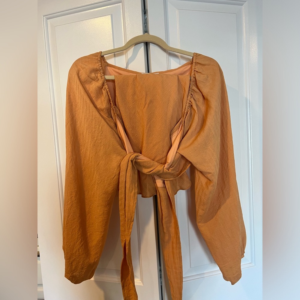 Vici Summer of Diane puff sleeve crop top